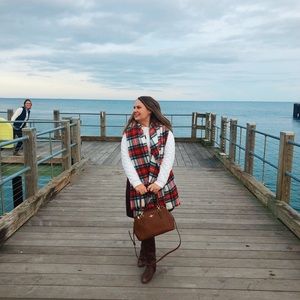 Meet your Posher, Eva